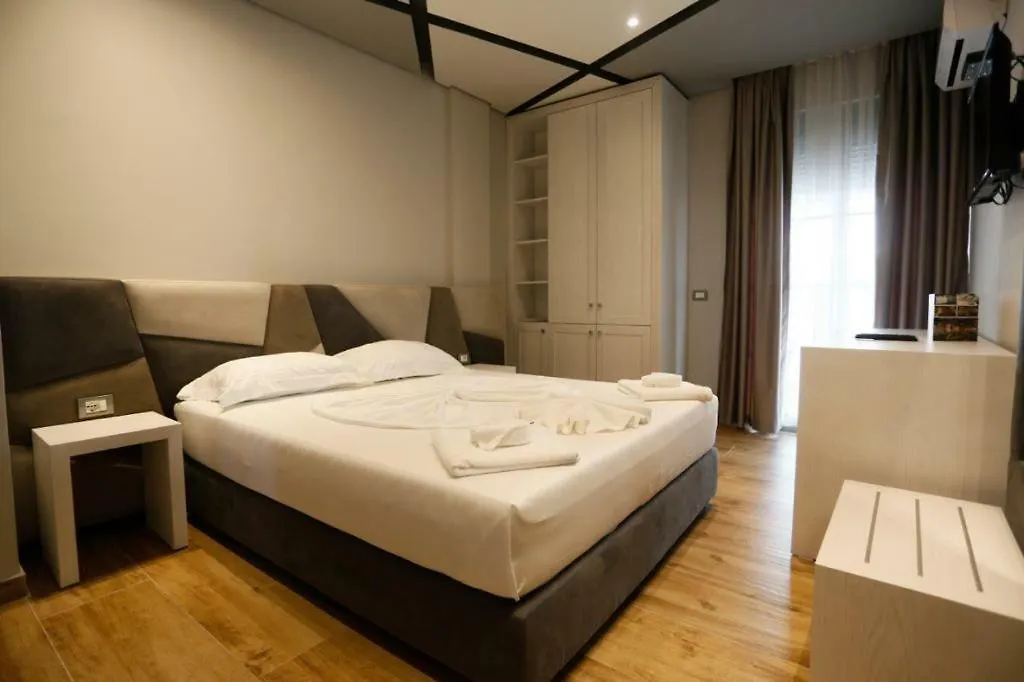 ***  Lubjana Hotel Durres Albania